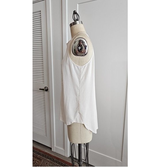 BCBGMAXAZRIA Ivory 100% Silk Blouse in size S - Picture 2 of 5